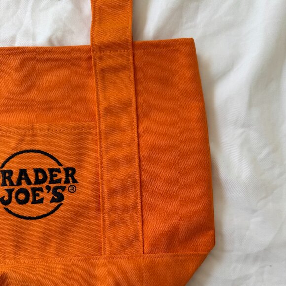NWT Trader Joe's Orange Trick-or-Treat Mini Canvas Tote, Limited, One Size 🎃 - Picture 3 of 13